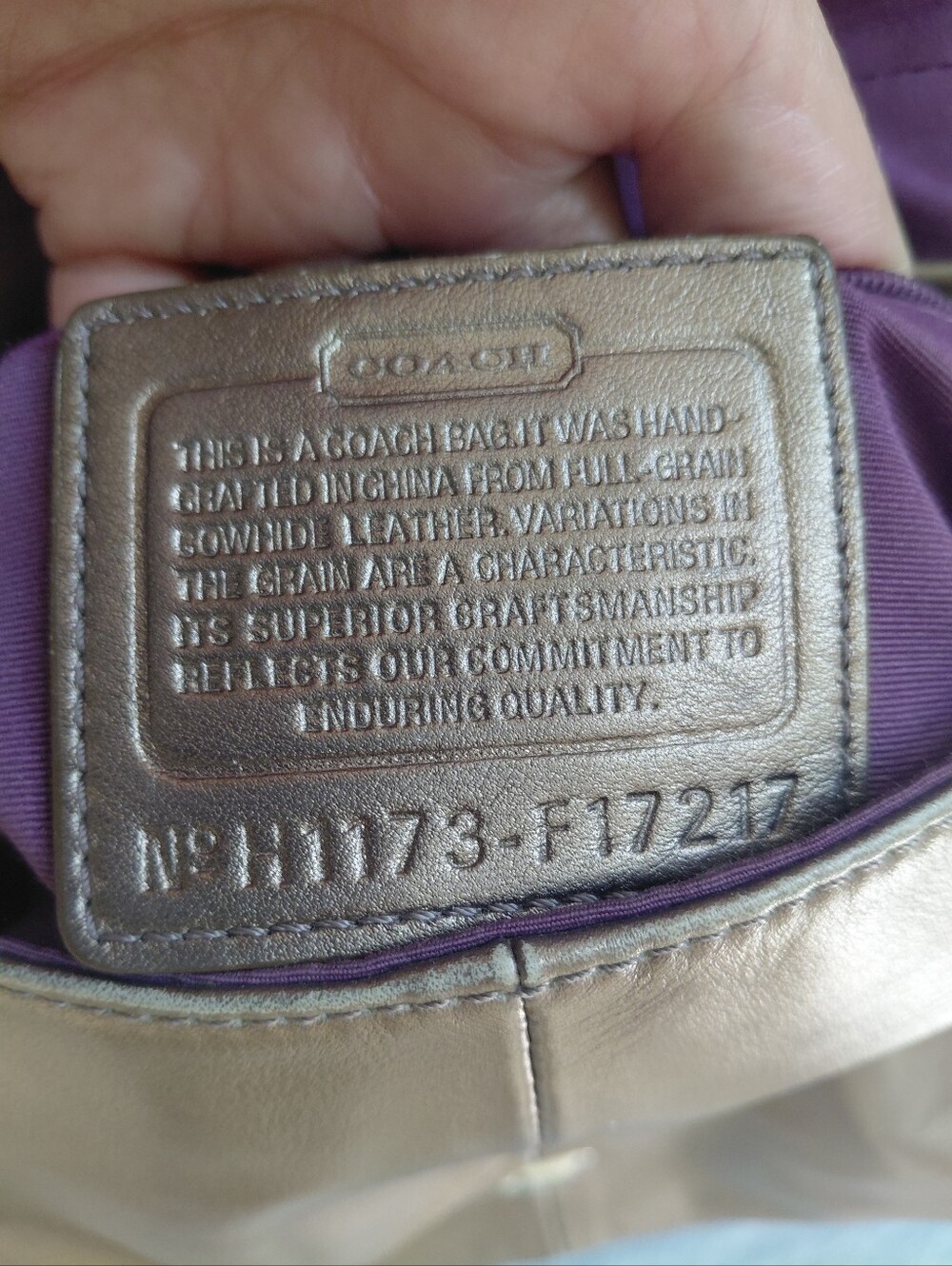Vintage Coach Metallic Leather Shoulder Bag with Buckle Detail - Picture 4 of 16